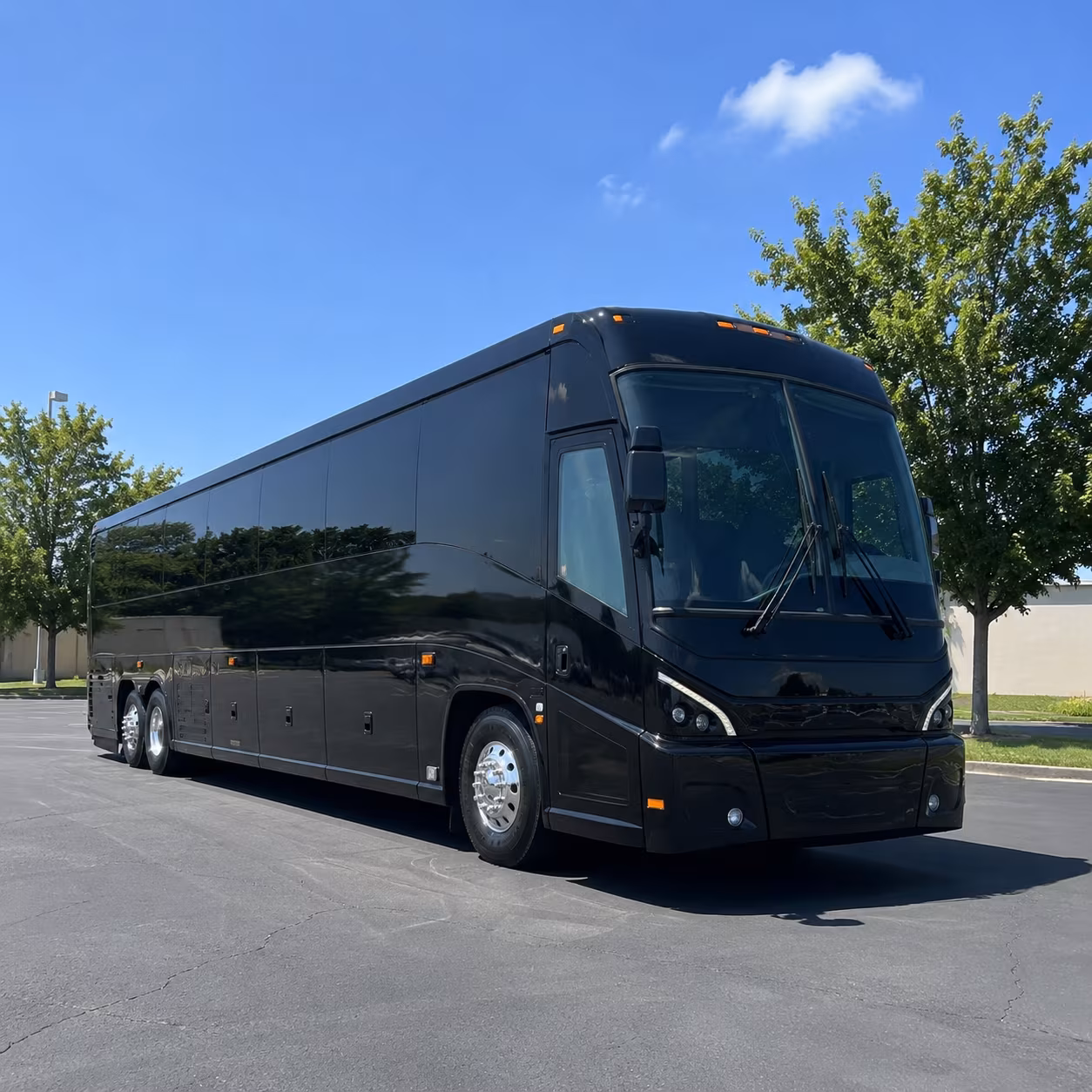 bus rental services for employers near macomb community college and warren city hall