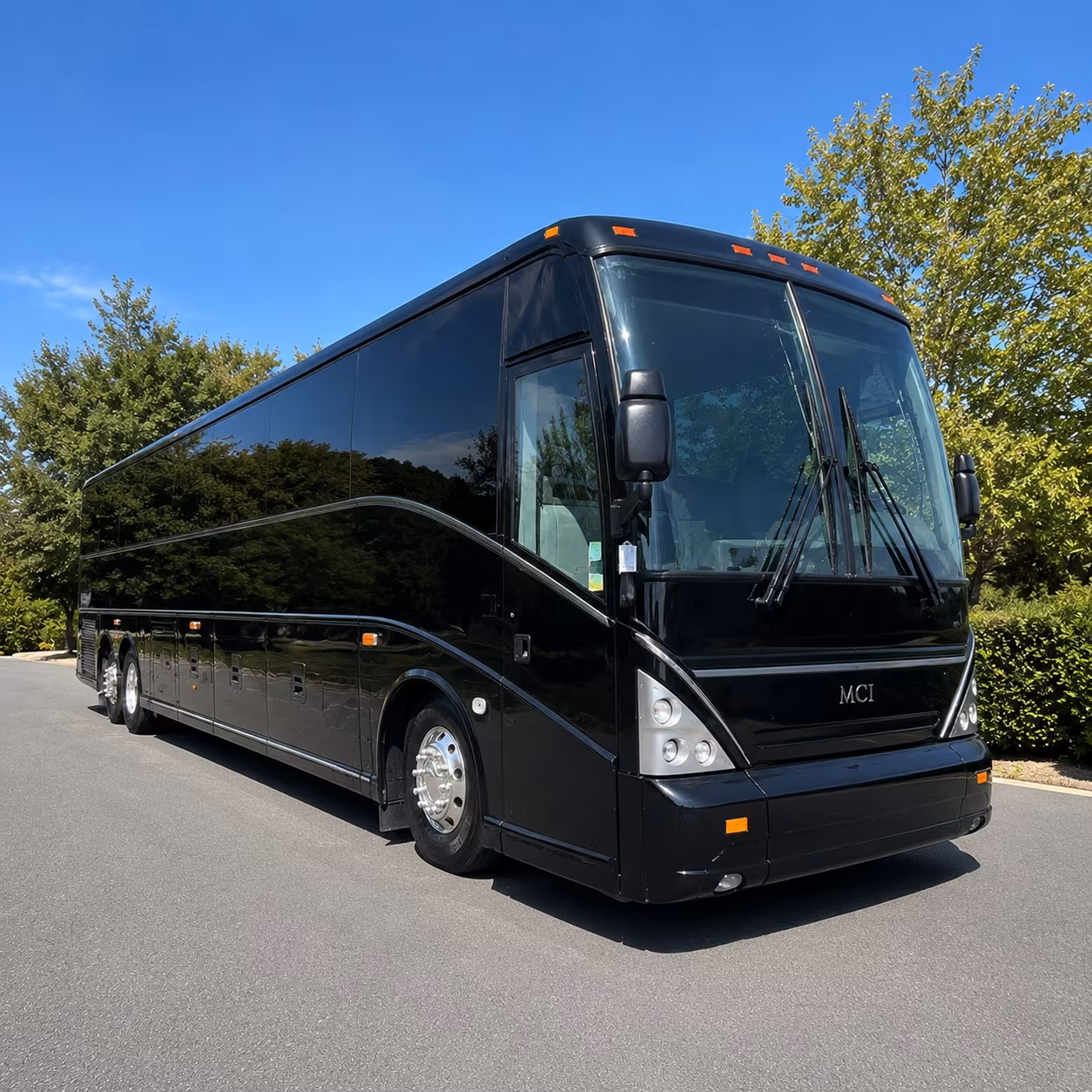 corporate event and client entertainment buses in warren michigan