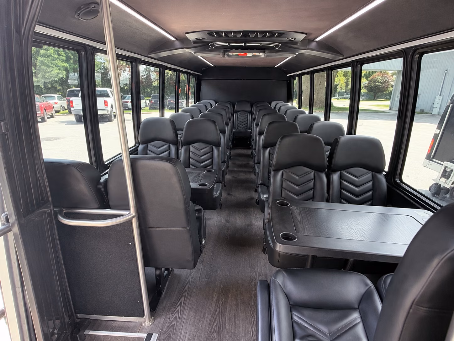 minibus rentals for warren prom groups who want a clean comfortable ride